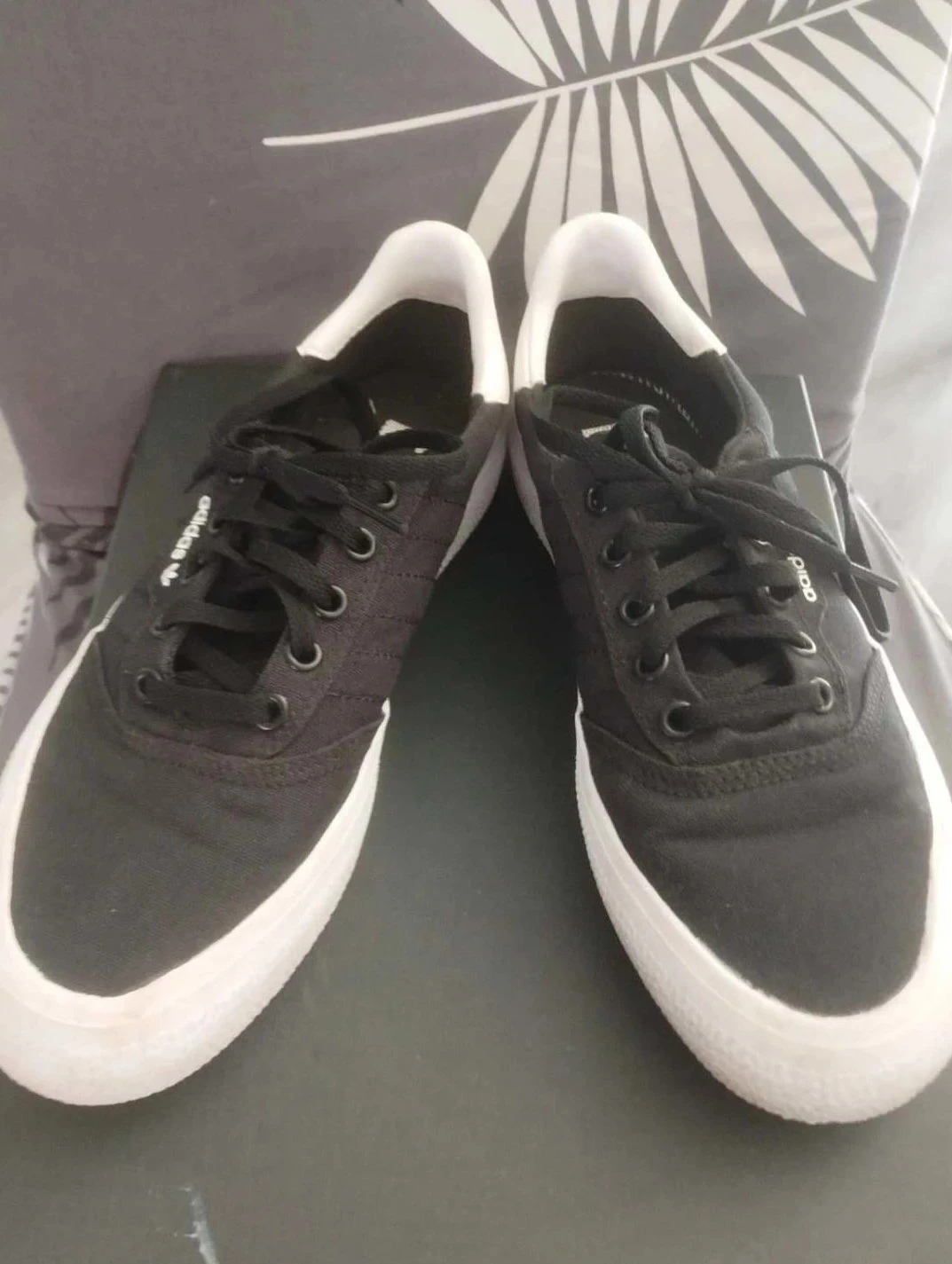 Baskets femme toile noire , Adidas P39 1/3